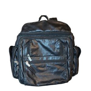 Wilsons Leather Soft Supple 100% Leather Black Multiple Pocket Backpack Travel